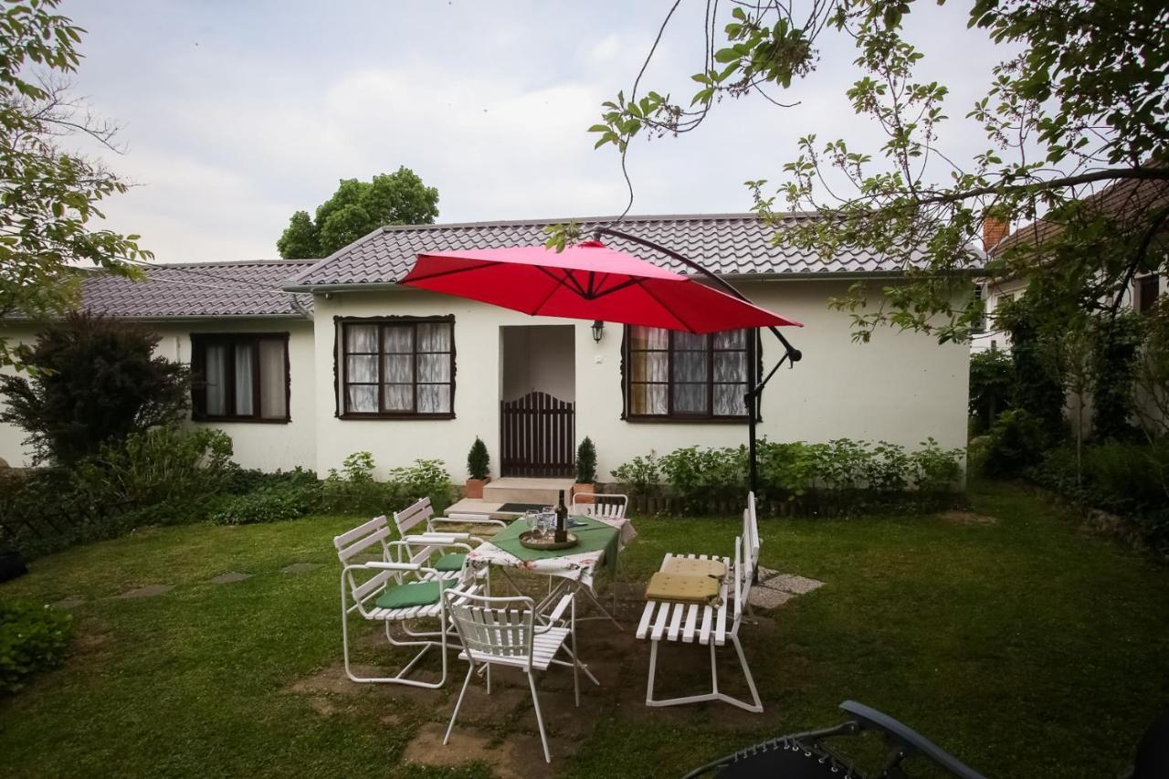 Hellenyi Apartmanok Harkány Εξωτερικό φωτογραφία