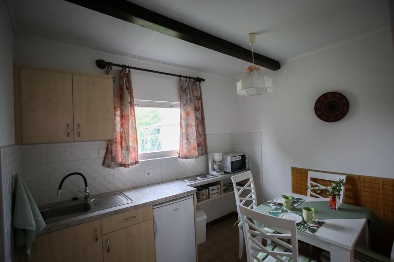 Hellenyi Apartmanok Harkány Εξωτερικό φωτογραφία