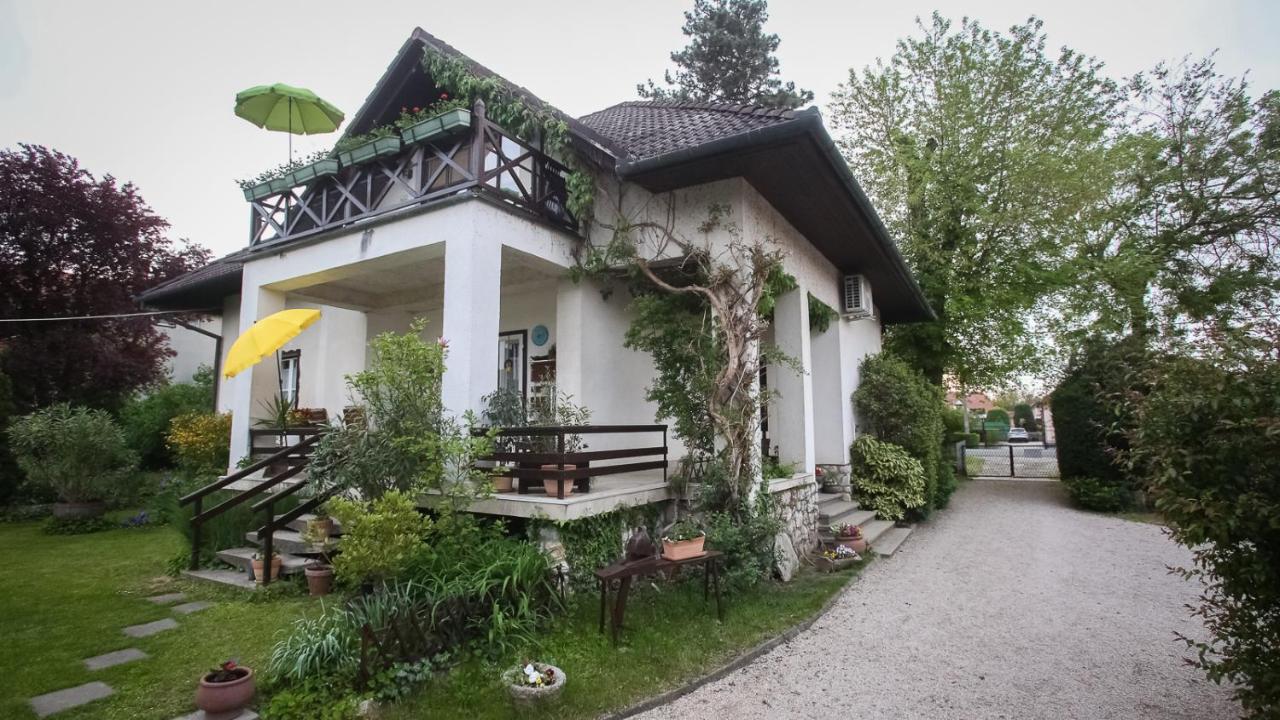Hellenyi Apartmanok Harkány Εξωτερικό φωτογραφία