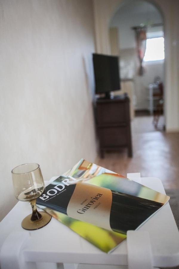 Hellenyi Apartmanok Harkány Εξωτερικό φωτογραφία